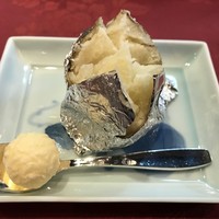 くいしんぼー山中 - ベイク・ド・ポテト