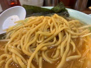 Ramenichirokuya - 醤油ねぎラーメン(中) 麺アップ