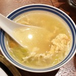 ロイヤルココナッツガーデン - サービスのスープ