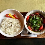 スプーンソング - SSオリジナル！牡蠣と海老のサグカレー 1,300円