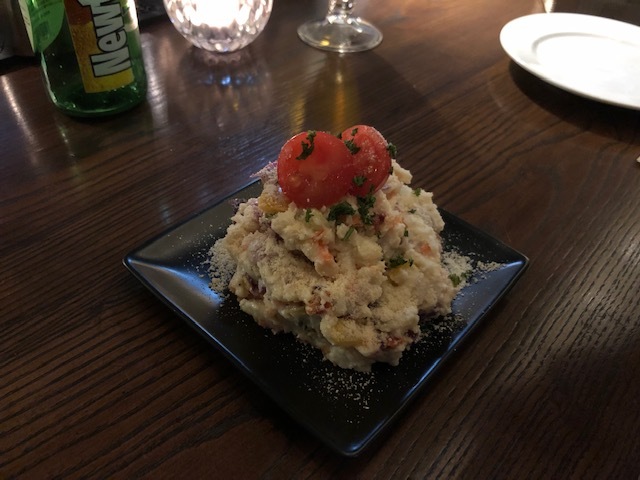 オープンからずっと通い続けているお店 人 食材 アルコールetc いつでもおいしい 新たな出逢いがある 新栄eight Part 12 By Shigeshigeふぁいとだぁ Local Bar 新栄eight 新栄町 バル バール 食べログ