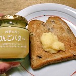 ツルヤ - りんごバター（クルミ入りパンに塗って）