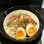 ラーメン スミス - 味玉入り汁なしタンタン麺の200g 880円