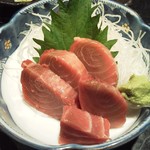 まぐろ脳天刺し