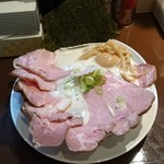 鶏そば 啜る 丸の内本店 - 