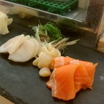 Sushi Zen - 左から
                        平貝･小柱･サーモン