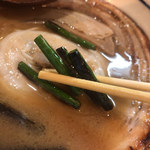 烈志笑魚油 麺香房 三く - 