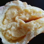 亀井堂 - クリームパン断面