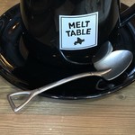 北海道 MELT TABLE - 