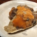 菊鮨 - ＊日本酒や紹興酒などで漬けこまれた渡り蟹は、とても美味しい。 出来れば毎回でも頂きたい品。 お酒と共に味わうとより美味しかったのでしょうが、残念。