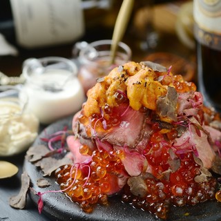 話題の肉と高級食材のプリン体盛り付きプレミアム女子会コース 3時間飲放付4800円 4300円 Meat Design The Elegance ミートデザイン ザ エレガンス 伏見 ダイニングバー 食べログ