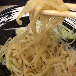 市川商店 - ツルツルシコシコ縮れ麺