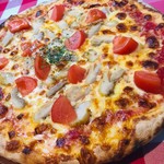 マカロニ食堂 - 窯焼きチキンとトマトのガーリックピッツァ
