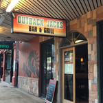Outback Jacks Bar & Grill - パース駅近くの一角