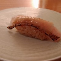 鮨処 石ばし - ◆のどぐろと大根　本日一番印象的な一品。のどぐろの柔らかな甘味に、うす～い大根の食感がアクセント。