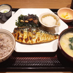 Ootoya - さばの炭火焼き定食(870円)+たっぷり野菜の麦みそ汁(170円)