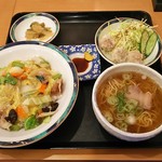 Honkakuchuu Gokuryouri Chuuen - 中華飯セット（中華飯、ミニラーメン、焼売、ザーサイ）（900円）