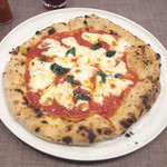 Pizzeria Grande Babbo - ピッツァランチ(1000円)のマルゲリータ