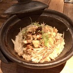 酒井商会 - ごぼうと揚げ穴子の土鍋ごはん