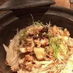 酒井商会 - ごぼうと揚げ穴子の土鍋ごはん