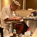 地葉 - 情熱と工夫をその一串に込めて