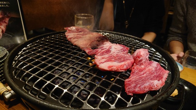 焼肉 有名 すすきの かね チャン