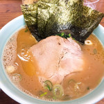 二代目英吉家 - ラーメン並盛 ¥650