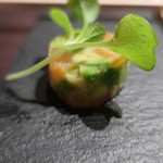 グランド ダイア - サーモンとアボカド？