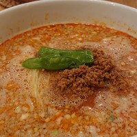 個室中華 頤和園 溜池山王店 - 担々麺1,080円
