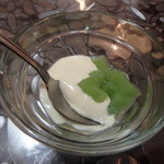 ベトナム料理 アン エム - デザート