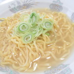 我流麺舞 飛燕 - 貝ダシ豚骨白醤油ラーメン　５９５円（税込）【２０１９年２月】