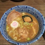 六厘舎 TOKYO 東京ソラマチ店 - 得製つけ麺小盛り(1010円)のつけ汁