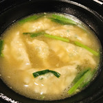 Sumibiyakiizakayayamahachishouten - 鷄白湯スープの水餃子