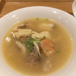 一碗水 - 滷煮琵琶魚(鮟鱇の北京式スープ)