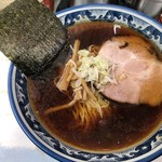 ラーメン丸仙 - 支那そば・・・色の濃い目のスープにシンプルなトッピング