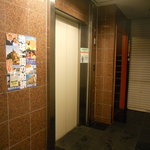 Yoshimizu - 1階エレベーター