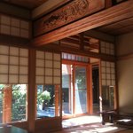 茶寮 宝泉 - 他のお部屋を望む