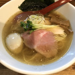 麺屋 一八 - 燻しおラーメン 大盛  