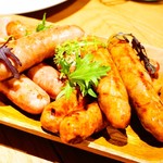 クラフトビアハウスモルト - 自家製ソーセージ２種の食べ比べ