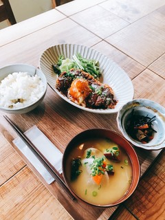 Wain Dokoro Oaji - 【平日ランチ】2月後半の半月替わり「チキン味噌カツ〜温玉のせ〜」