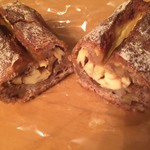 ラトリエ ドゥ プレジール - パン オ ノワ エ レザン オ フロマージュ