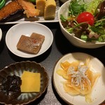美味だし家 - 煮物・酢の物・彩りサラダ