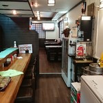 ベトナム料理 アン エム - 入口から店内を見た！