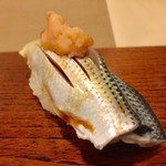 Kozasazushi - 小肌  海老の朧（おぼろ） これは美味い！さっきより甘みがあり、旨味が広がっていく