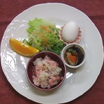 Popuri - モーニングサービス和食　日替りおこわセット（梅ジャコ・お赤飯・山菜・鶏そぼろの日替りです）