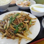 中華料理 福燕 - 牛肉と野菜黒胡椒炒めセット　980円