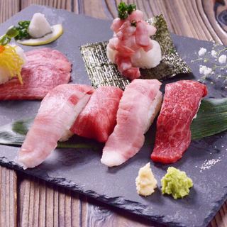 Meat Sushi cooked at a low temperature and grilled Japanese black beef Sushi that is grilled right in front of you.