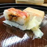 つる由 - 押し寿司も美味しいねん