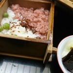 つる由 - 赤飯とおこわ