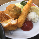 富士岡 - フライ定食(税込680円)(2019.02.現在)
      